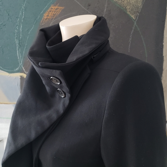 Ann Demeulemeester | Asymmetric Blazer with Oversized-lapel and Zip Details - Picture 8 of 15